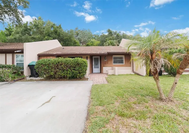 Photo 1 of Townhouse for sale at 3062 Stonecastle Rd, Orlando, FL 32822 | MLS# S5149928 | Listing updated on 2026-10-20