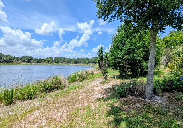 3rd image of 1100 Peninsular Dr, Lake Wales, FL 33853 | MLS# P4938728