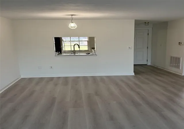 Photo 4 of Condo for sale at 4413 Sunstate Dr #0, New Port Richey, FL 34652 | MLS# W7885777 | Listing updated on 2026-09-22