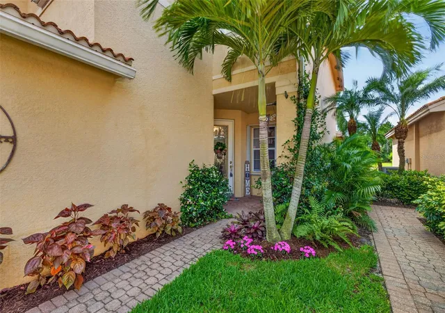 4th image of 10284 Crepe Jasmine Ln, Fort Myers, FL 33913 | MLS# C7526218