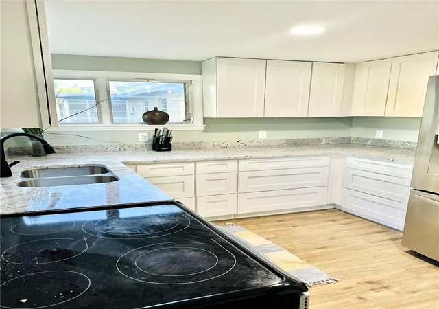 Photo 3 of Single family home for sale at 5654 12th Street, Zephyrhills, FL 33542 | MLS# TB8508798 | Listing updated on 2026-08-12
