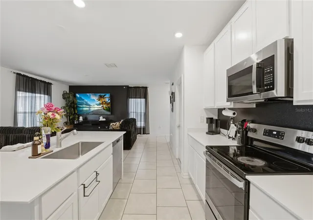5th image of 859 Timberland Dr, Eagle Lake, FL 33839 | MLS# O6408027