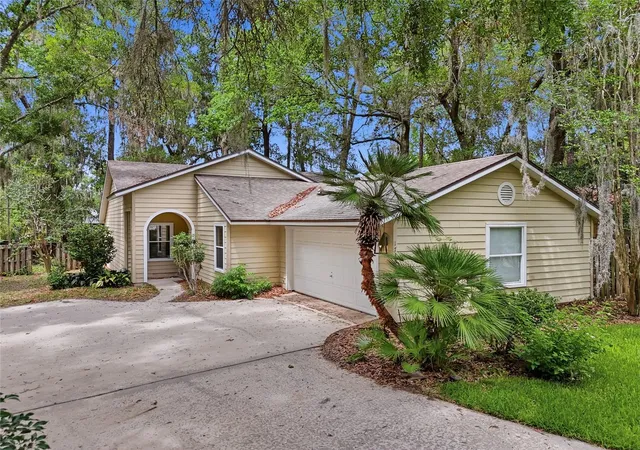 Photo 1 of Single family home for sale at 1736 Nw 16th Place, Gainesville, FL 32605 | MLS# GC540355 | Listing updated on 2026-07-30