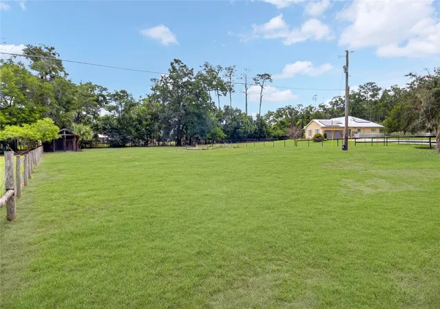 5th image of 150 Ne 49Th St, Ocala, FL 34479 | MLS# OM724760