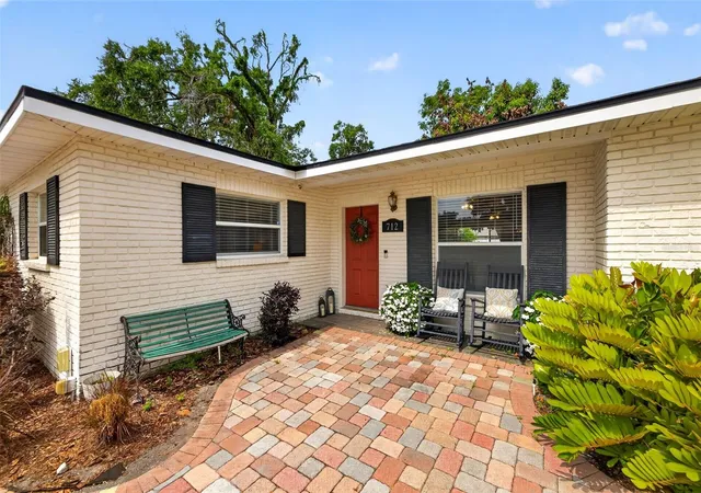 3rd image of 712 S Oakwood Ave, Brandon, FL 33511 | MLS# TB8508815