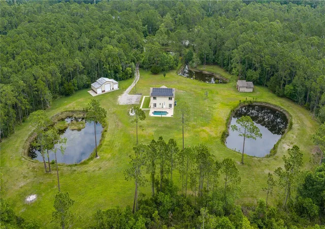Homes for sale in New Smyrna Beach, FL | 204 El Pino Dr, New Smyrna Beach, FL 32168 | MLS# NS1088230