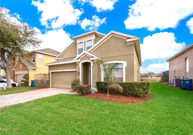 Photo 3 of Single family home for sale at 1020 Andalusia Loop, Davenport, FL 33837 | MLS# S5149940 | Listing updated on 2026-09-07