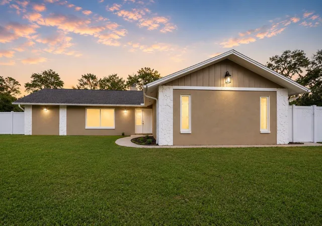 Photo 1 of Single family home for sale at 6848 Copperfield Dr, New Port Richey, FL 34655 | MLS# W7885783 | Listing updated on 2026-08-29