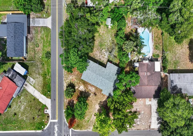 24th image of 1500 Primrose Ln, Daytona Beach, FL 32117 | MLS# FC318547