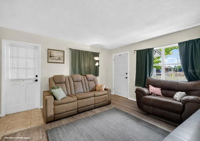 3rd image of 1500 Primrose Ln, Daytona Beach, FL 32117 | MLS# FC318547