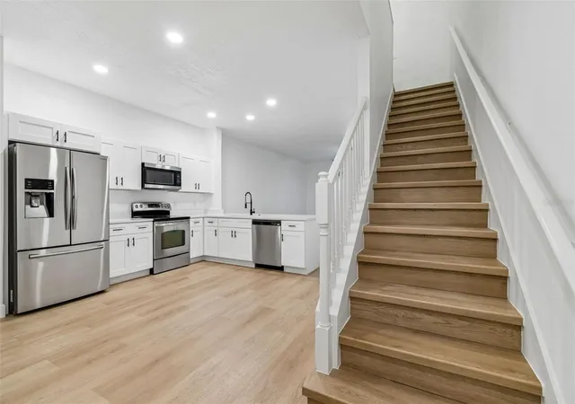 4th image of 4911 Barnstead Dr, Riverview, FL 33578 | MLS# TB8508859