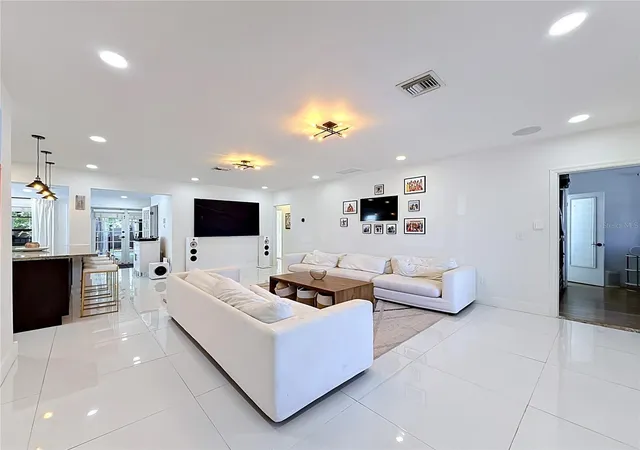 Photo 3 of Single family home for sale at 821 83rd Street, Miami Beach, FL 33141 | MLS# O6408077 | Listing updated on 2026-09-28