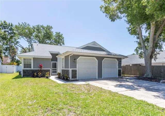 1st image of 327 Phlox Dr #327, Palm Harbor, FL 34684 | MLS# W7885784