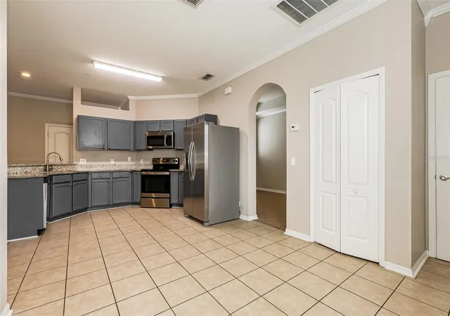 Photo 4 of Single family home for sale at 8130 Woodvine Cir, Lakeland, FL 33810 | MLS# O6408084 | Listing updated on 2026-09-28