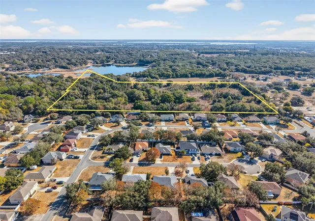 2nd image of Myrtle Lake Ave, Fruitland Park, FL 34731 | MLS# G5112402