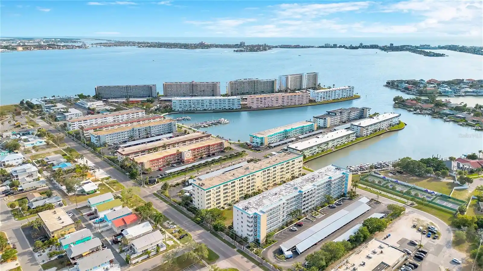 Listing Photo 1 - Condo for sale in 2960 59Th St S located at 2960 59Th St S, Gulfport, FL 33707 - Unit #405