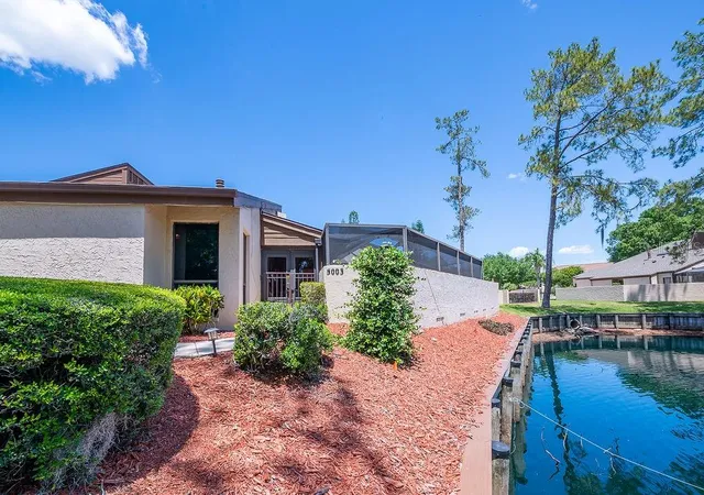 4th image of 5003 Umber Wy S, Tampa, FL 33624 | MLS# TB8508908