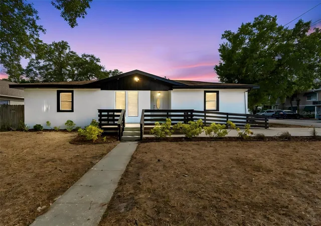 Photo 1 of Single family home for sale at 3901 W Platt St, Tampa, FL 33609 | MLS# TB8508913 | Listing updated on 2026-09-01