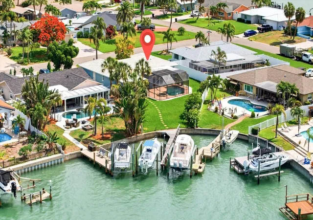 Photo 1 of Single family home for sale at 8008 13th Avenue S, St Petersburg, FL 33707 | MLS# TB8508927 | Listing updated on 2026-10-30