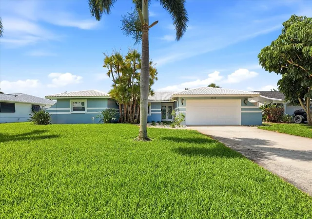 Photo 1 of Single family home for sale at 8008 13th Avenue S, St Petersburg, FL 33707 | MLS# TB8508927 | Listing updated on 2026-10-30