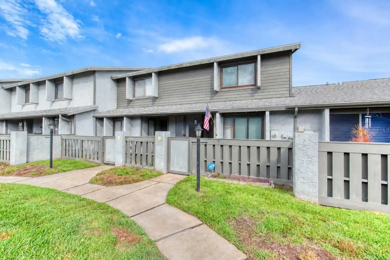 Listing Photo 1 - Condo for sale in 210 Lemon Tree Ln located at 210 Lemon Tree Ln, Ormond Beach, FL 32174 - Unit 210 Lemon Tree Ln