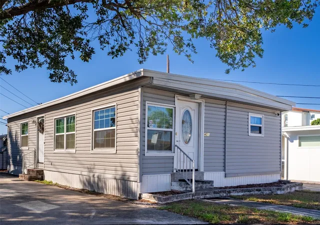 Manufactured home for sale at 401 Denice Dr #401, SEMINOLE, FL 33772 | MLS# TB8508937