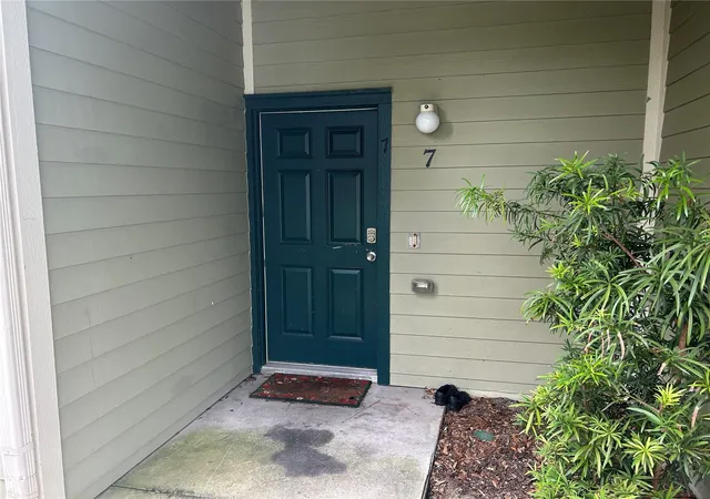 Photo 2 of Condo for sale at 3717 S Lake Orlando Pkwy #7, Orlando, FL 32808 | MLS# O6408141 | Listing updated on 2026-06-14