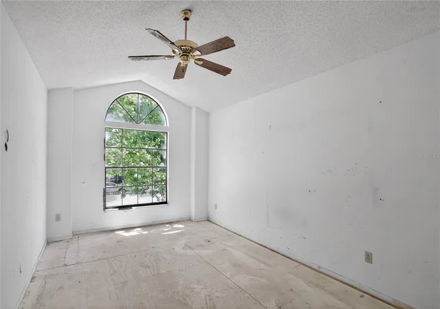 Homes for sale in Lake Mary, FL | 613 Charing Cross Ct, Lake Mary, FL 32746 | MLS# O6408146