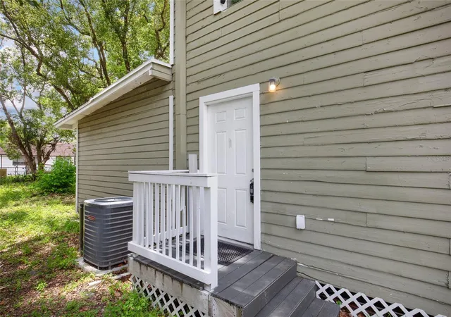 Photo 3 of Multi family home for sale at 2508 Yale Ave, Sanford, FL 32773 | MLS# O6408157 | Listing updated on 2026-09-08