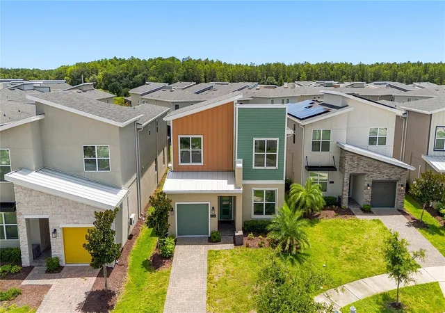 Photo 3 of Single family home for sale at 4266 Paragraph Dr, Kissimmee, FL 34746 | MLS# S5149962 | Listing updated on 2026-09-03