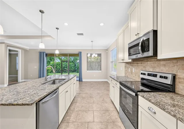 Photo 3 of Single family home for sale at 120 Ventosa Pl, Nokomis, FL 34275 | MLS# A4693741 | Listing updated on 2026-09-02