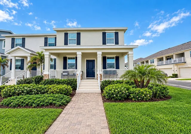 Photo 1 of Townhouse for sale at 1692 Tohoqua Blvd, Kissimmee, FL 34744 | MLS# O6408176 | Listing updated on 2026-10-15