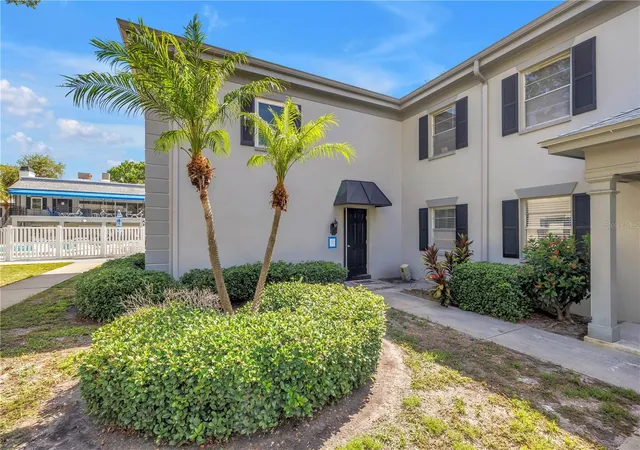 Homes for sale in South Pasadena, FL | 6960 Sunset Dr S #1A, South Pasadena, FL 33707 | MLS# TB8508980