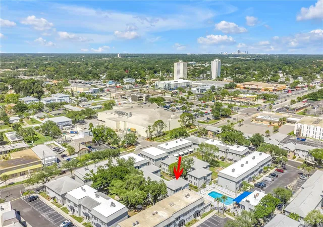 Homes for sale in South Pasadena, FL | 6960 Sunset Dr S #1A, South Pasadena, FL 33707 | MLS# TB8508980