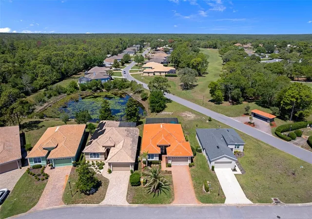 Photo 3 of Single family home for sale at 8984 Wade St, Brooksville, FL 34613 | MLS# W7885792 | Listing updated on 2026-08-16