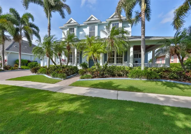 Photo 3 of Single family home for sale at 5318 Loon Nest Ct, Apollo Beach, FL 33572 | MLS# TB8508996 | Listing updated on 2026-09-25