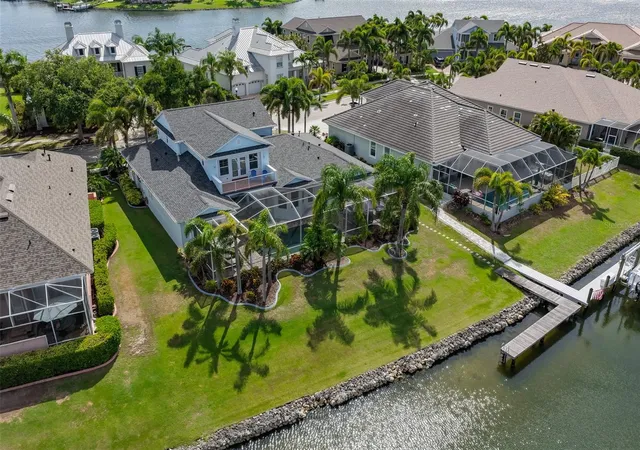 Photo 2 of Single family home for sale at 5318 Loon Nest Ct, Apollo Beach, FL 33572 | MLS# TB8508996 | Listing updated on 2026-09-25