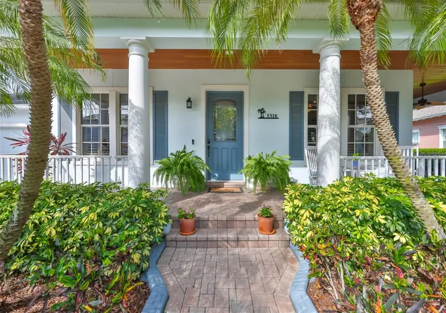 Photo 4 of Single family home for sale at 5318 Loon Nest Ct, Apollo Beach, FL 33572 | MLS# TB8508996 | Listing updated on 2026-09-25