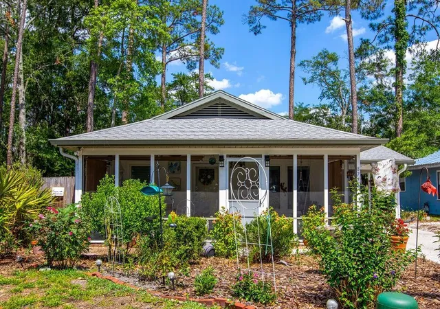 Homes for sale in Gainesville, FL | 8771 Nw 42nd Rd, Gainesville, FL 32653 | MLS# GC540365