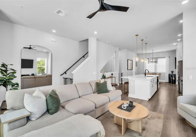 4th image of 2851 1st Avenue S, Saint Petersburg, FL 33712 | MLS# TB8509019