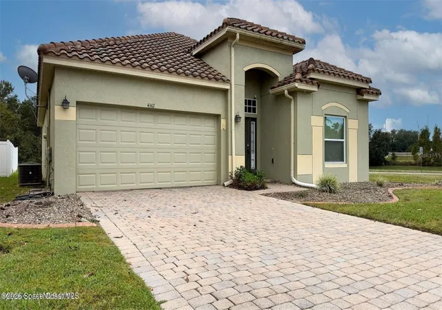 3rd image of 4367 Fitzroy Reef Dr, Mims, FL 32754 | MLS# O6408216