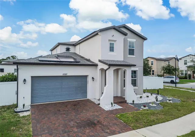 Photo 2 of Single family home for sale at 5282 Pavia Dr, Saint Cloud, FL 34771 | MLS# S5149979 | Listing updated on 2026-09-30