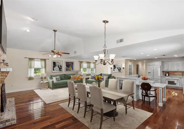 Photo 3 of Sale Pending at 2955 Godwin Rd, St Cloud, FL 34772 | MLS# S5149984 | Listing updated on 2026-08-17
