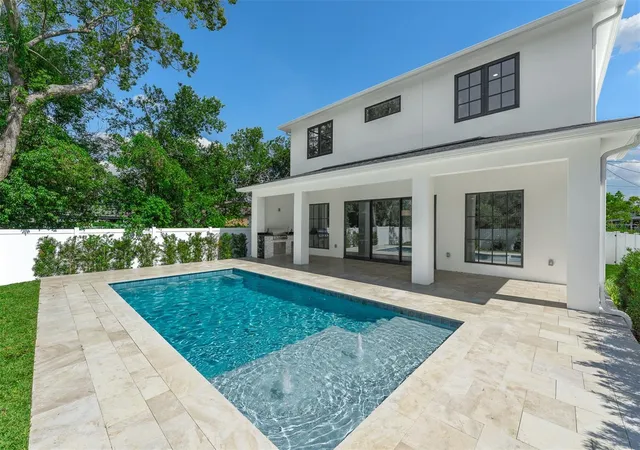 Homes for sale in Orlando, FL | 113 W Evans St, Orlando, FL 32804 | MLS# O6408239