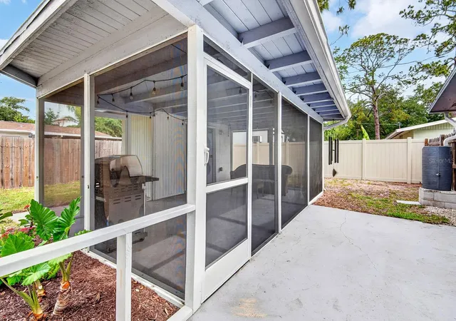 3rd image of 916 Pattison Ave, Sarasota, FL 34237 | MLS# A4693771