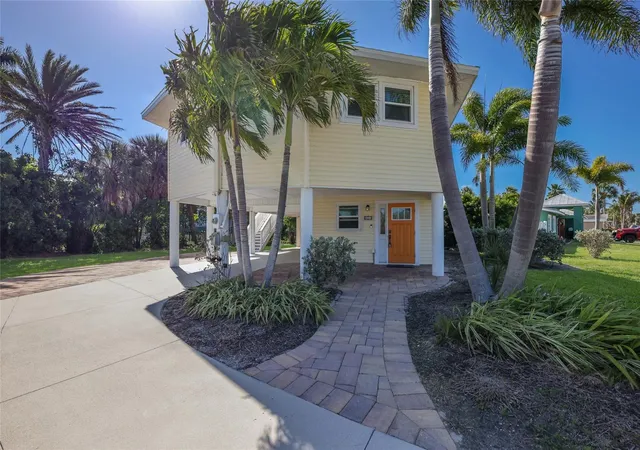 1st image of 221 85th St, Holmes Beach, FL 34217 | MLS# A4693773