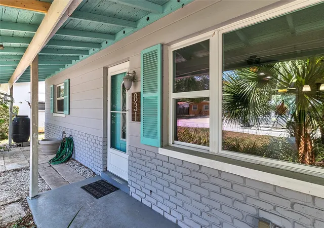 2nd image of 831 Lakeside Dr, Largo, FL 33778 | MLS# TB8509079