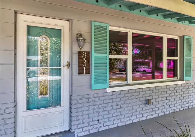 3rd image of 831 Lakeside Dr, Largo, FL 33778 | MLS# TB8509079