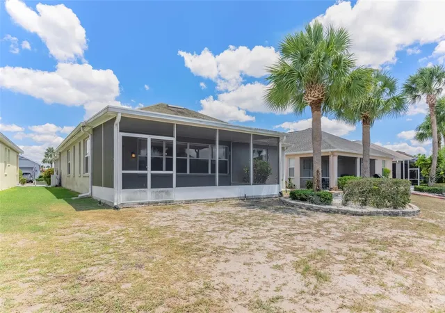 44th image of 1149 Emerald Dunes Dr, Sun City Center, FL 33573 | MLS# OM724806