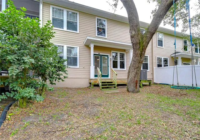 Photo 3 of Townhouse for sale at 208 Elm View Ct, Brandon, FL 33511 | MLS# TB8509092 | Listing updated on 2026-09-30